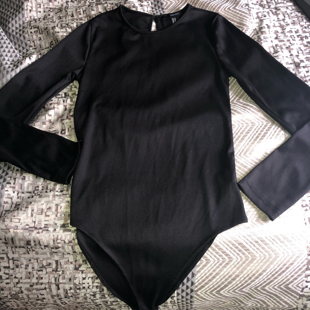 Long sleeve body suit